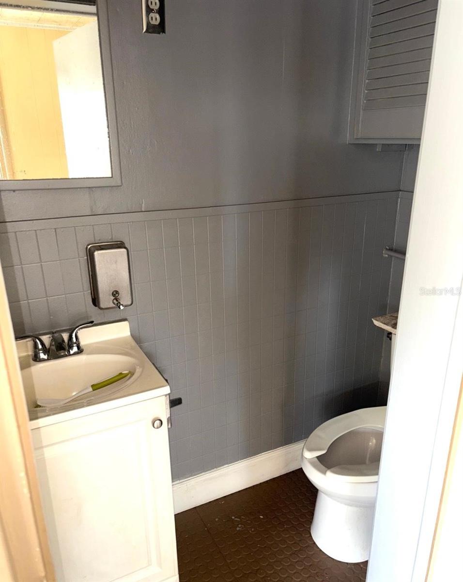 Image 11 of 30 For 3 Cassia Lane