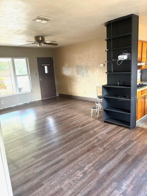 Image 8 of 30 For 3 Cassia Lane