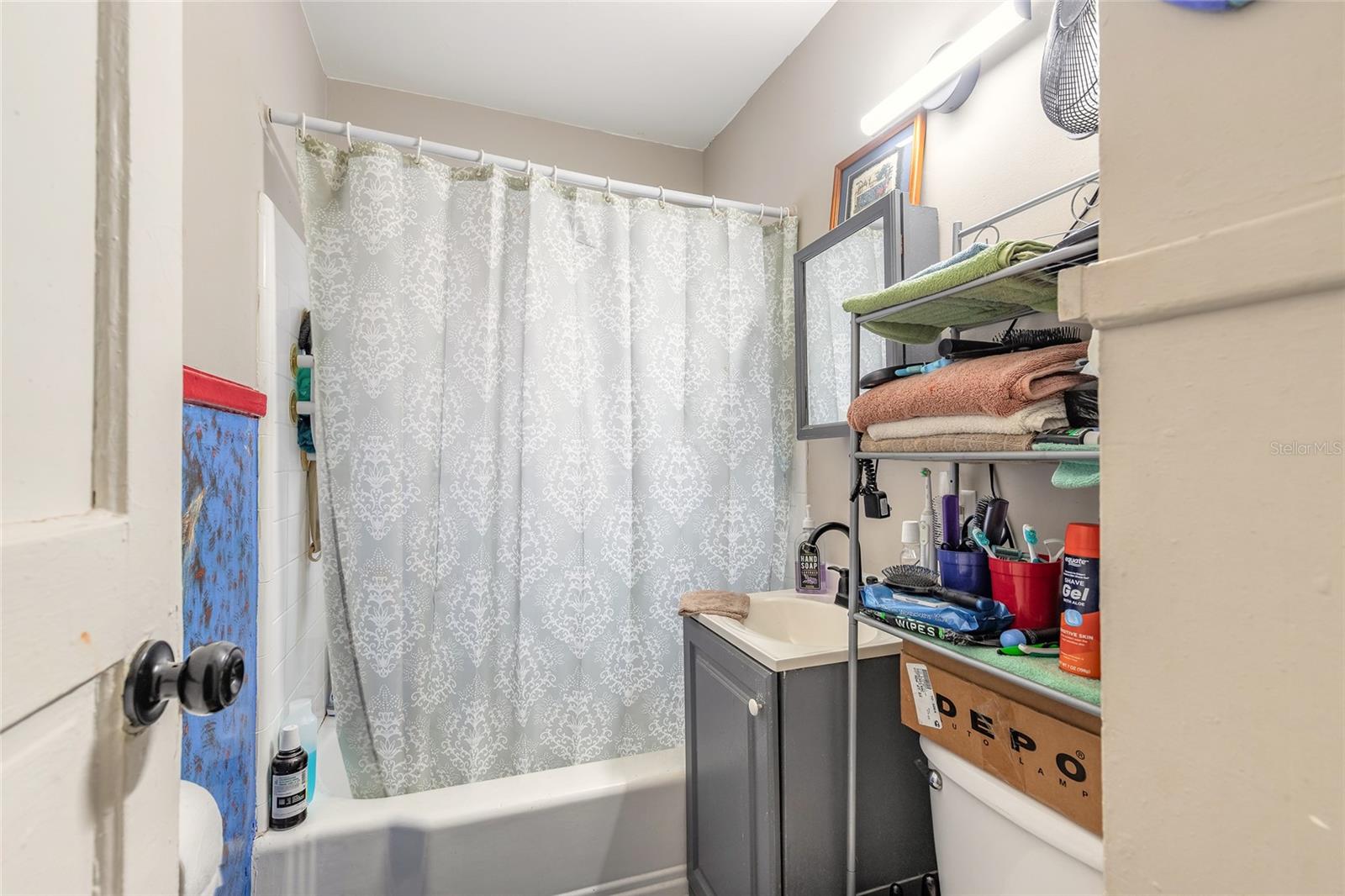 Image 15 of 41 For 449 3rd Street