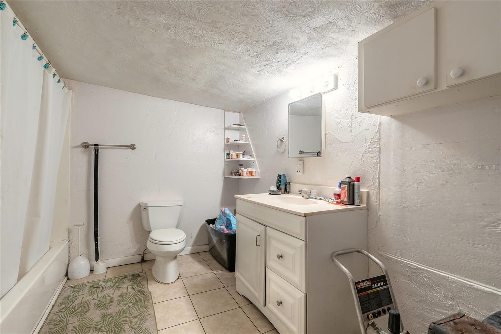 Image 20 of 41 For 449 3rd Street
