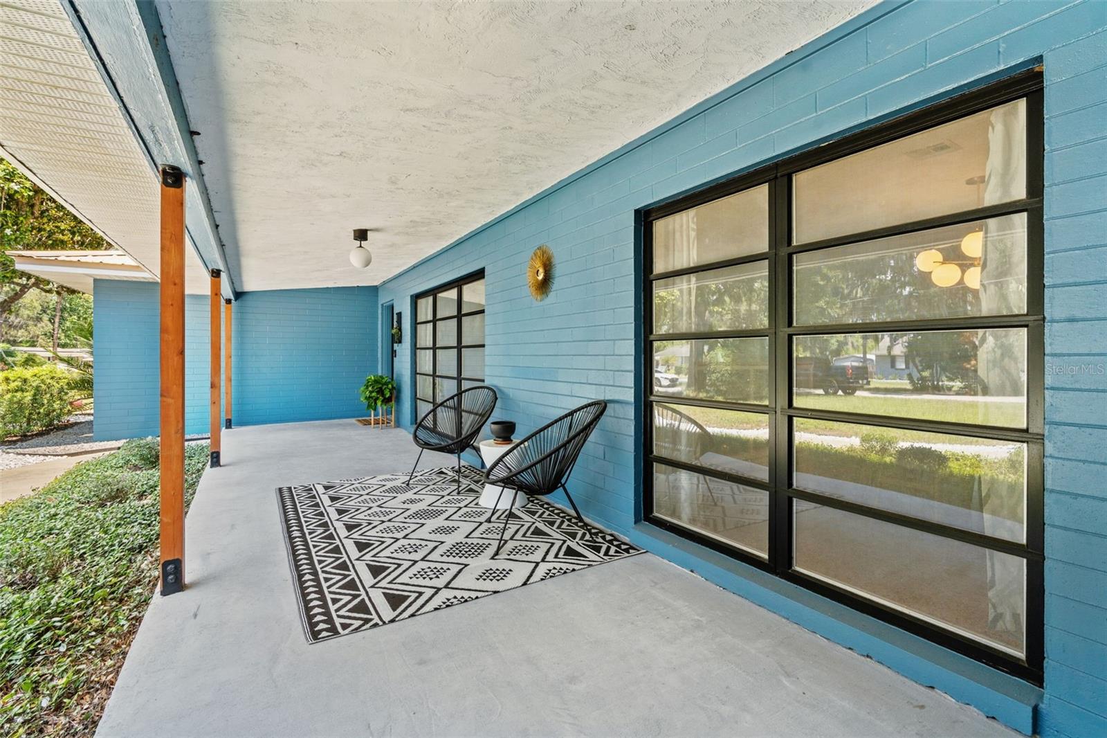 Image 6 of 62 For 10 Madera Road