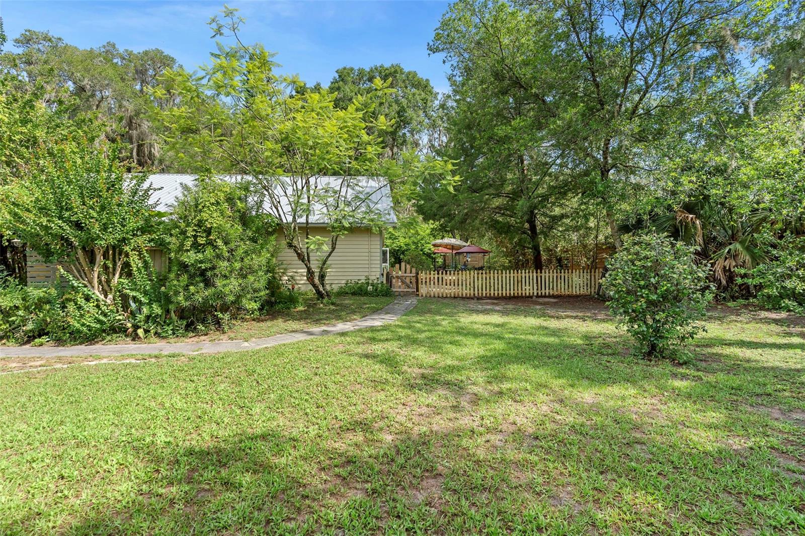 Image 47 of 76 For 5635 Burts Park Road