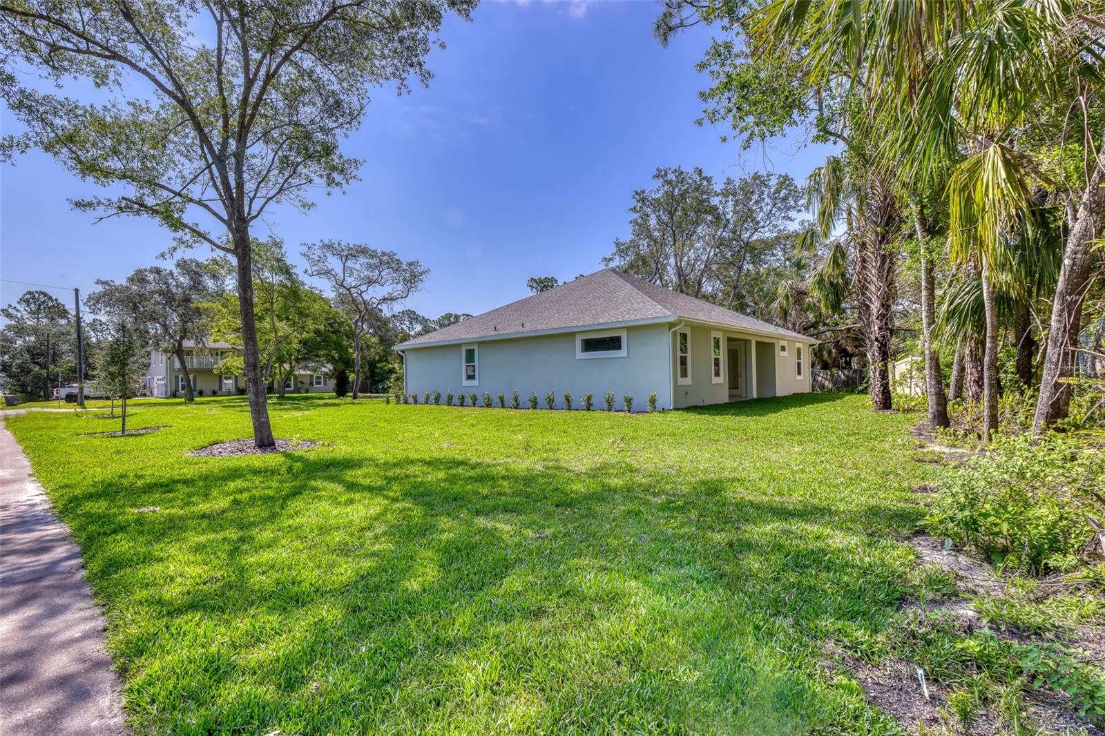 Image 36 of 45 For 2894 Hardy Avenue