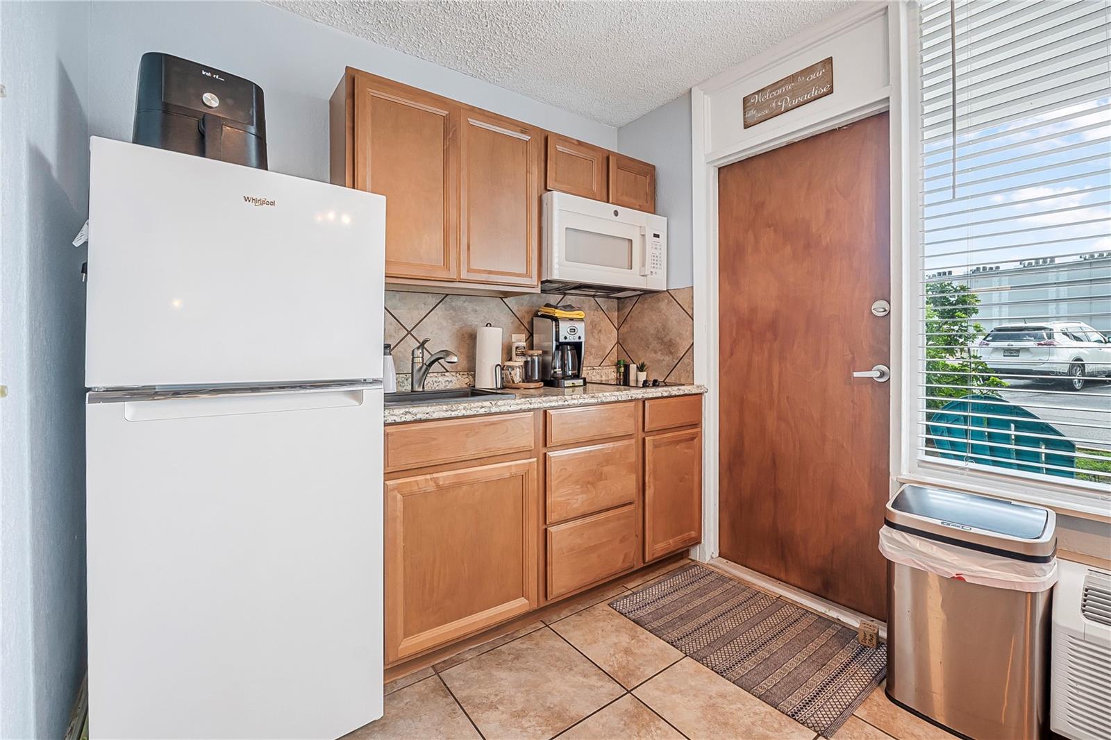 Image 6 of 25 For 935 Atlantic Avenue 105