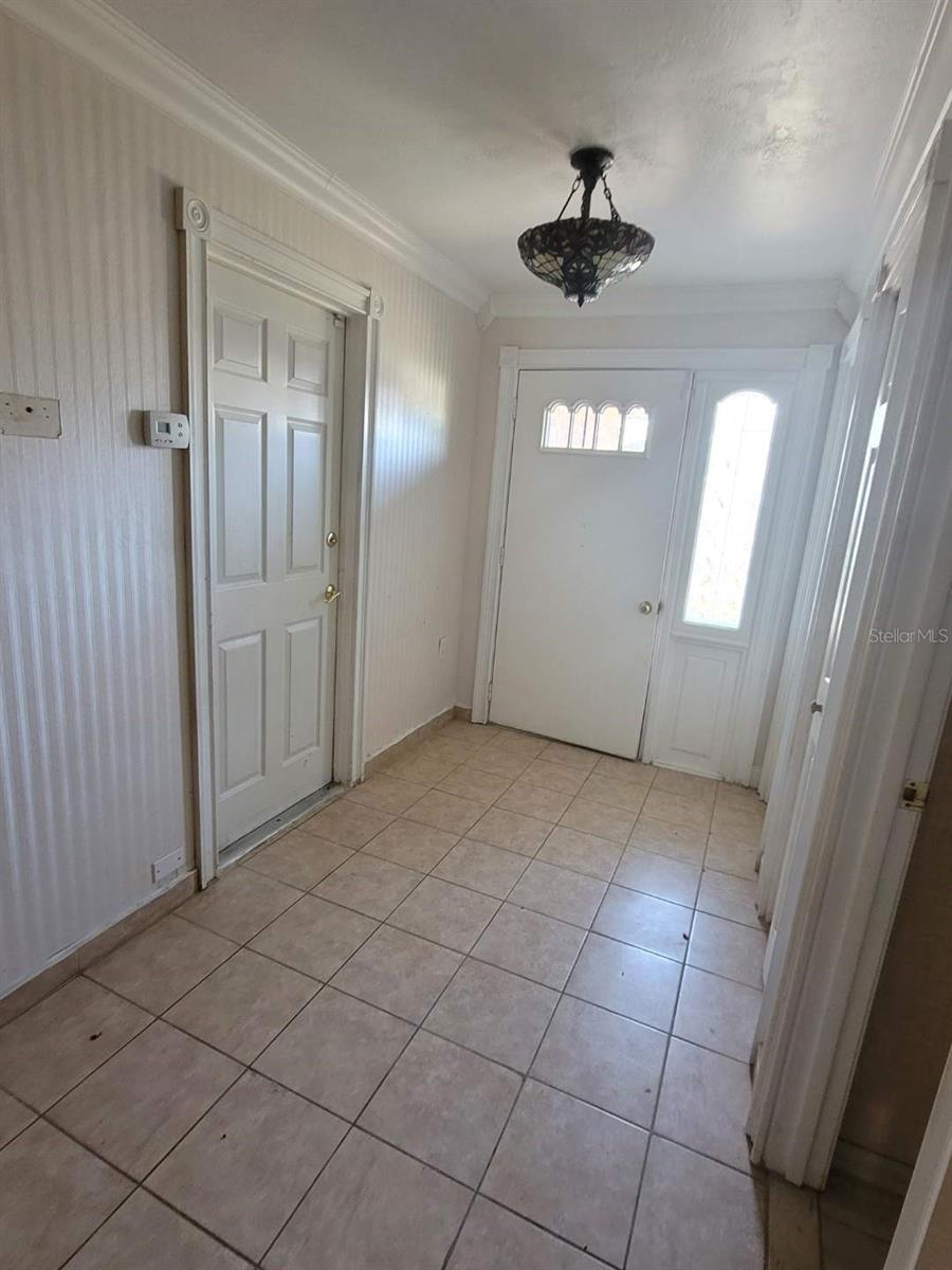 Image 12 of 15 For 1067 Windbrook Drive