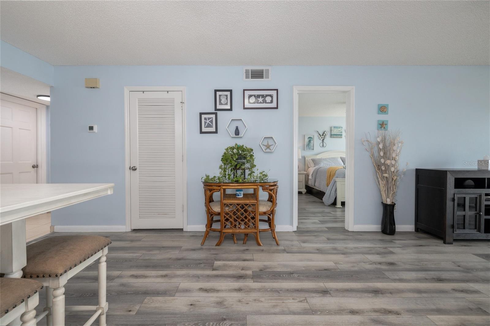 Image 5 of 22 For 2222 Ocean Shore Boulevard 304b