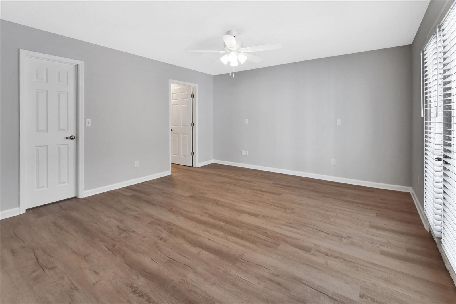 Image 23 of 30 For 2410 Glen Eagles Drive