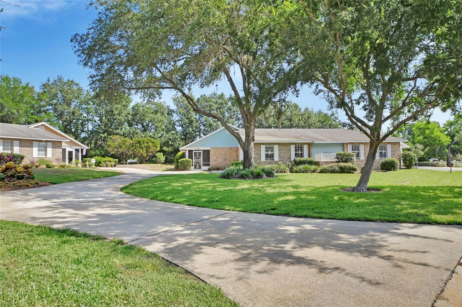 Image 3 of 30 For 2410 Glen Eagles Drive