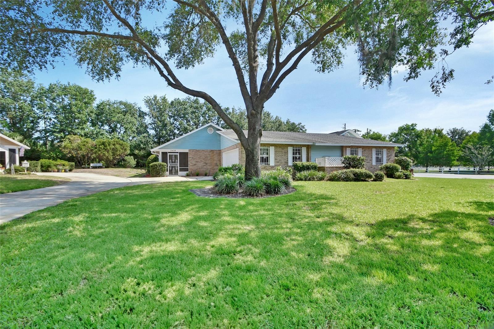 Image 6 of 30 For 2410 Glen Eagles Drive