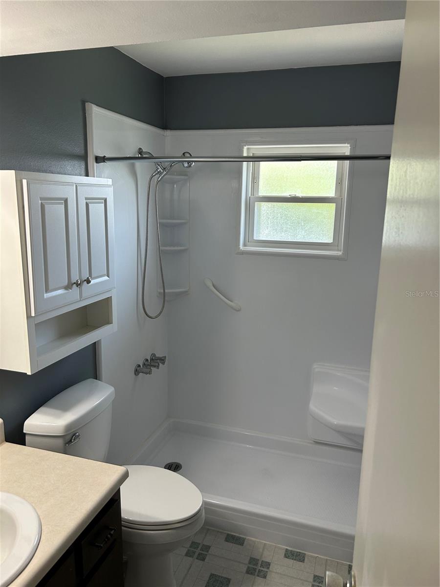 Image 13 of 15 For 233 Elmwood Avenue 290