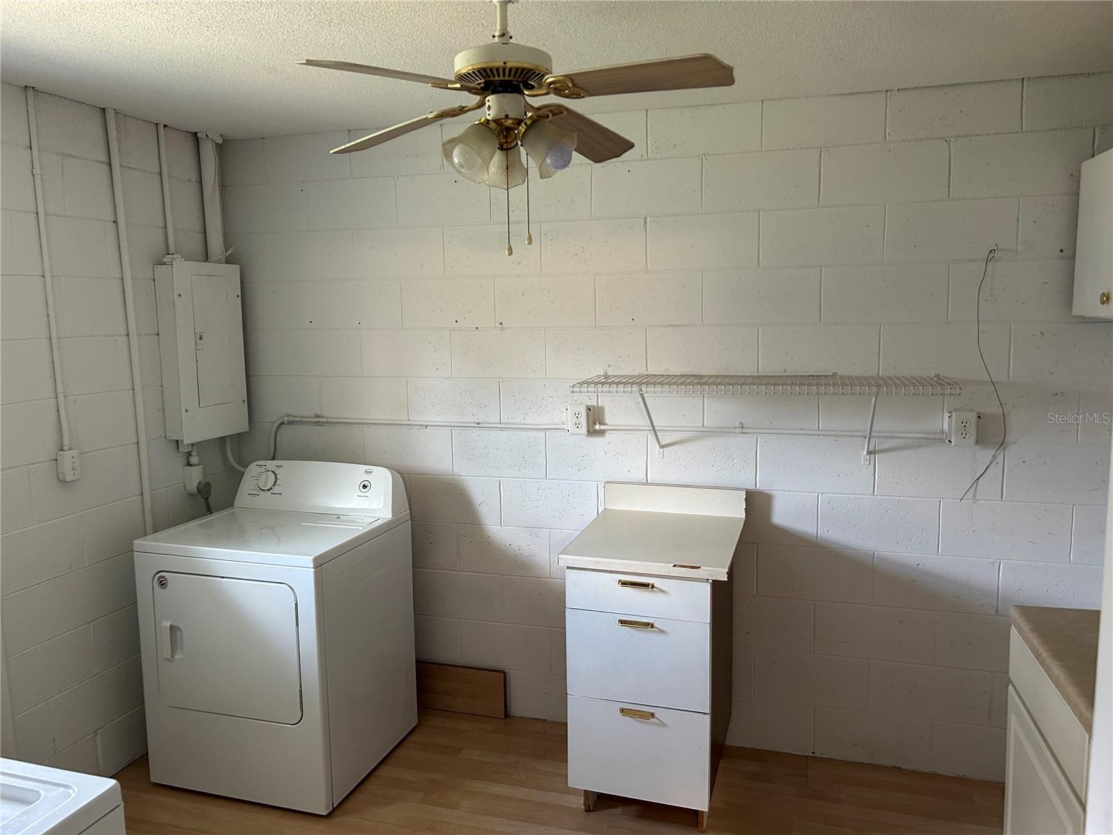 Image 15 of 15 For 233 Elmwood Avenue 290