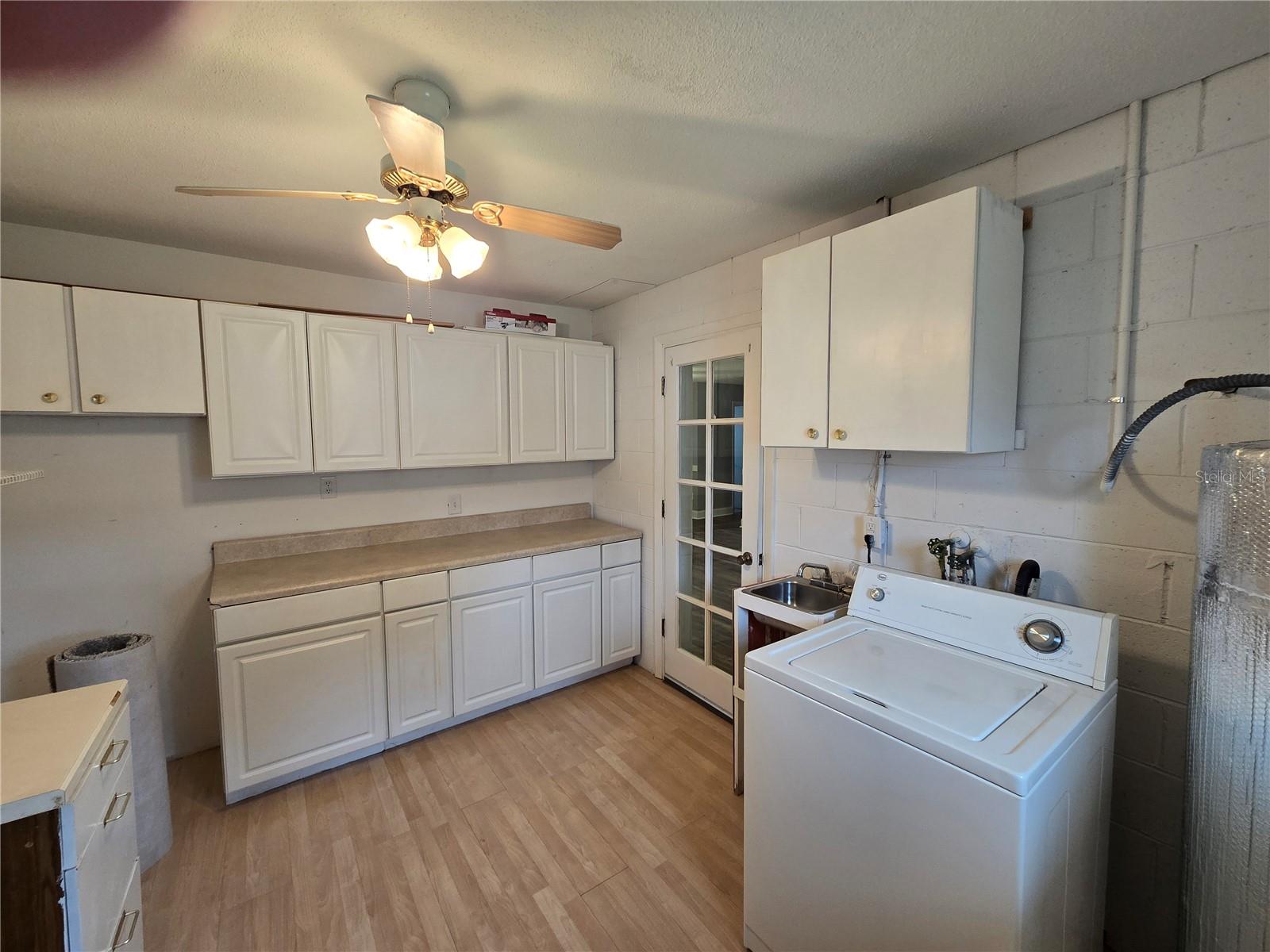 Image 19 of 25 For 233 Elmwood Avenue 290
