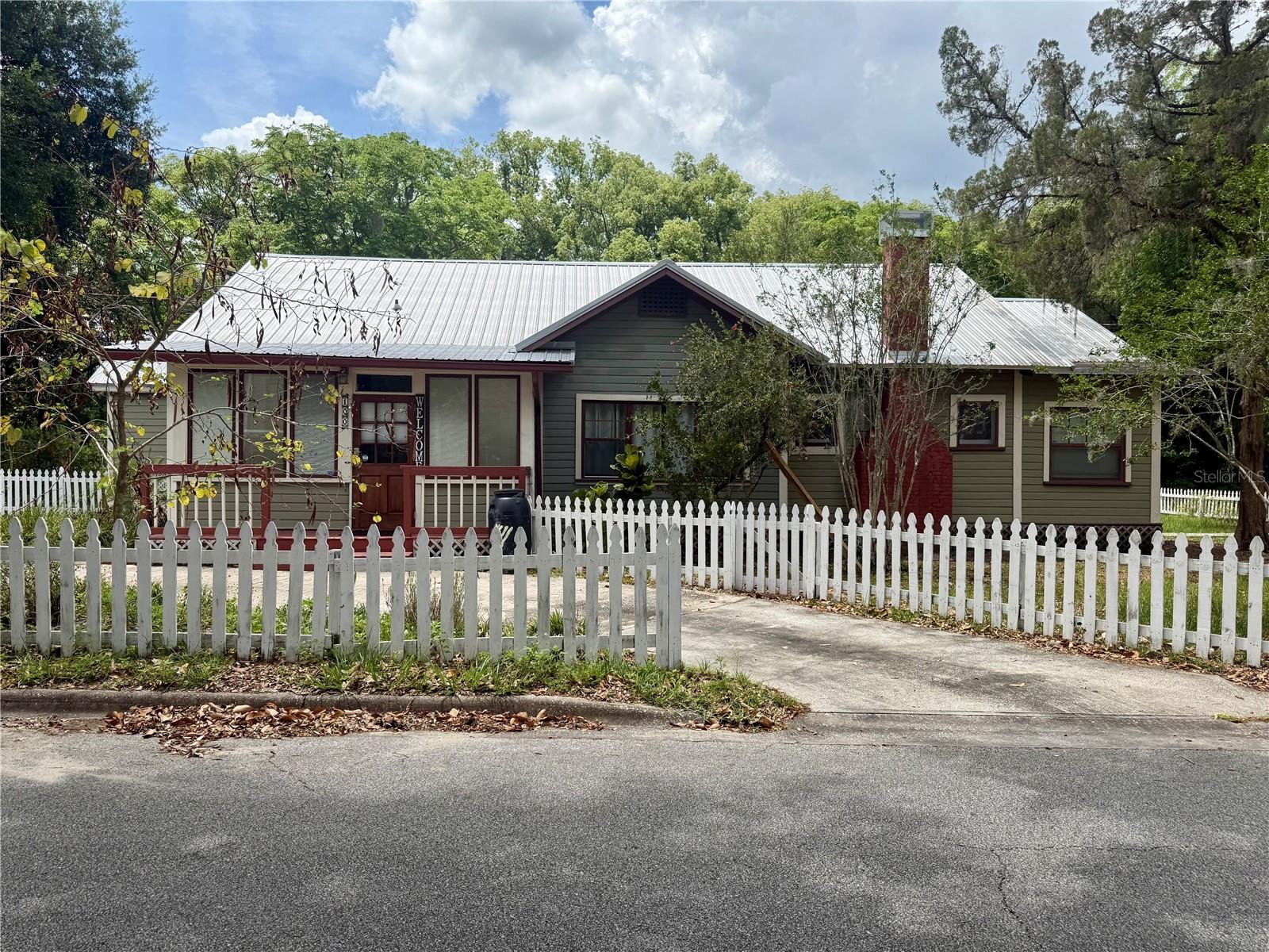 Details for 100 Stetson Avenue, DELAND, FL 32724