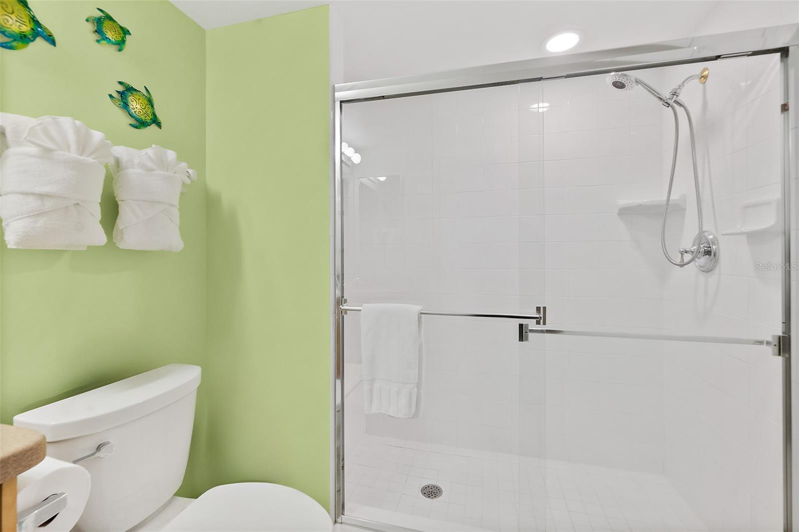 Image 10 of 63 For 3315 Atlantic Avenue 1406