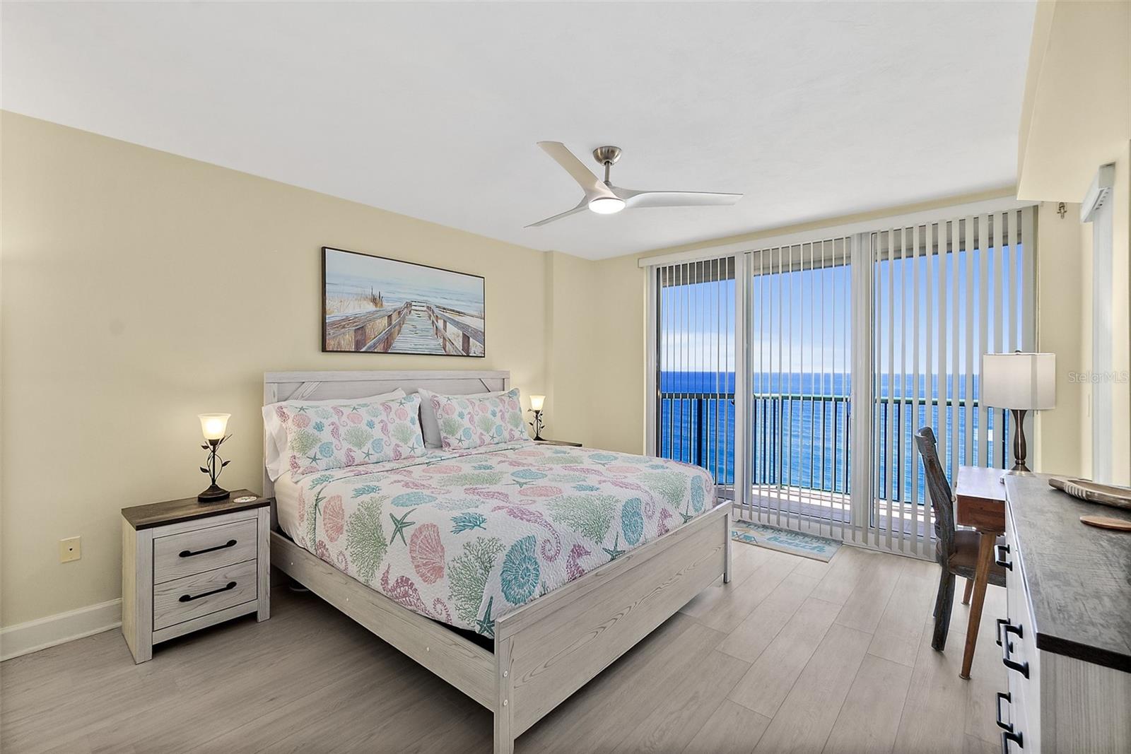 Image 16 of 63 For 3315 Atlantic Avenue 1406