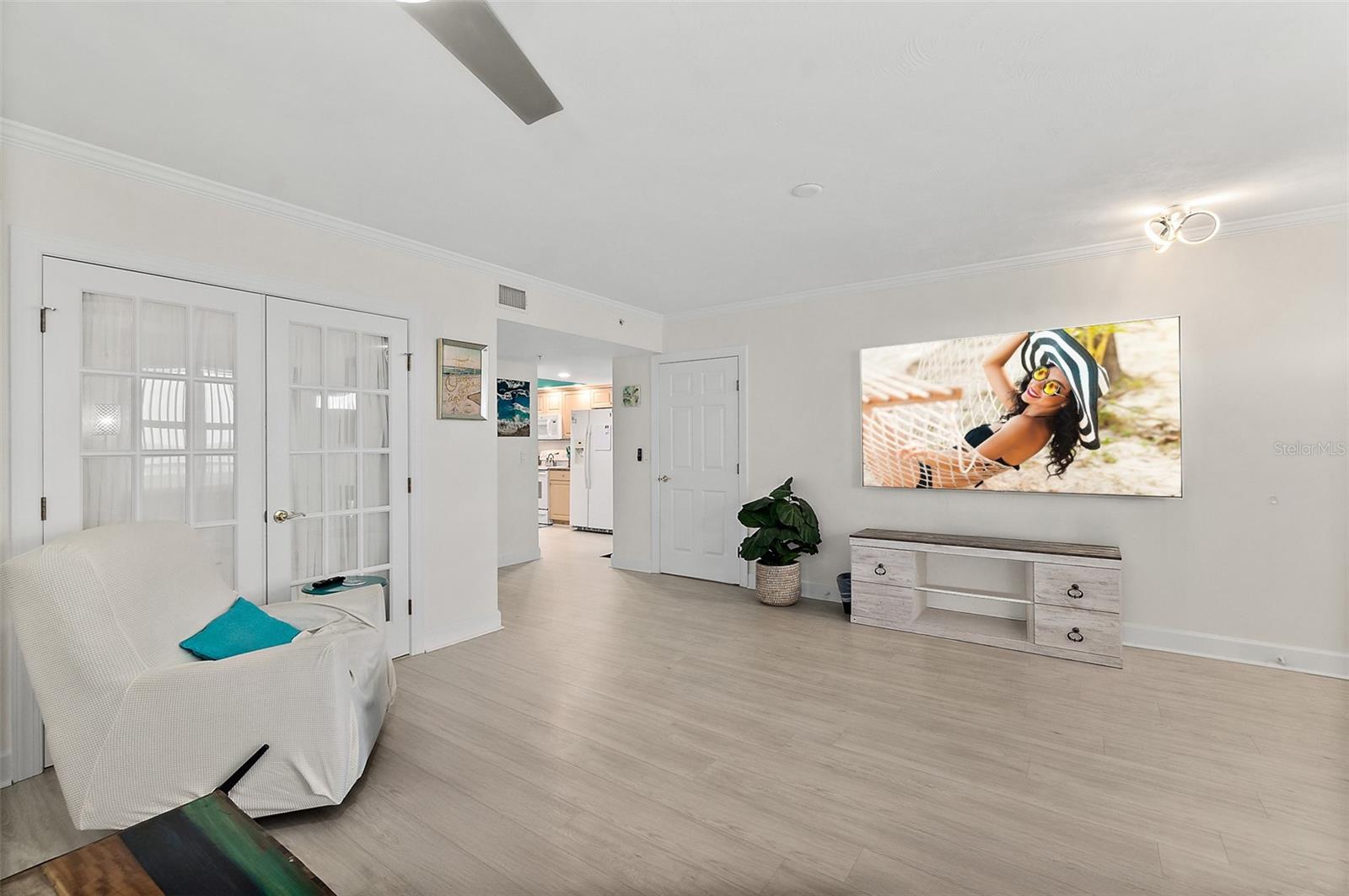 Image 22 of 63 For 3315 Atlantic Avenue 1406