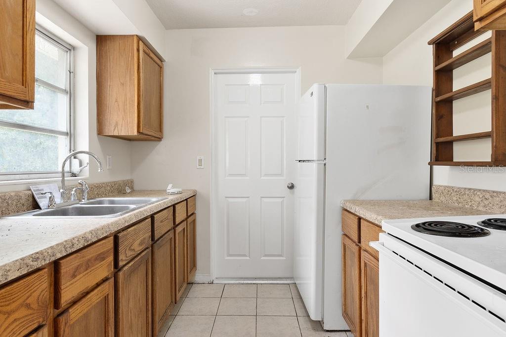 Image 6 of 15 For 1526 Beresford Avenue