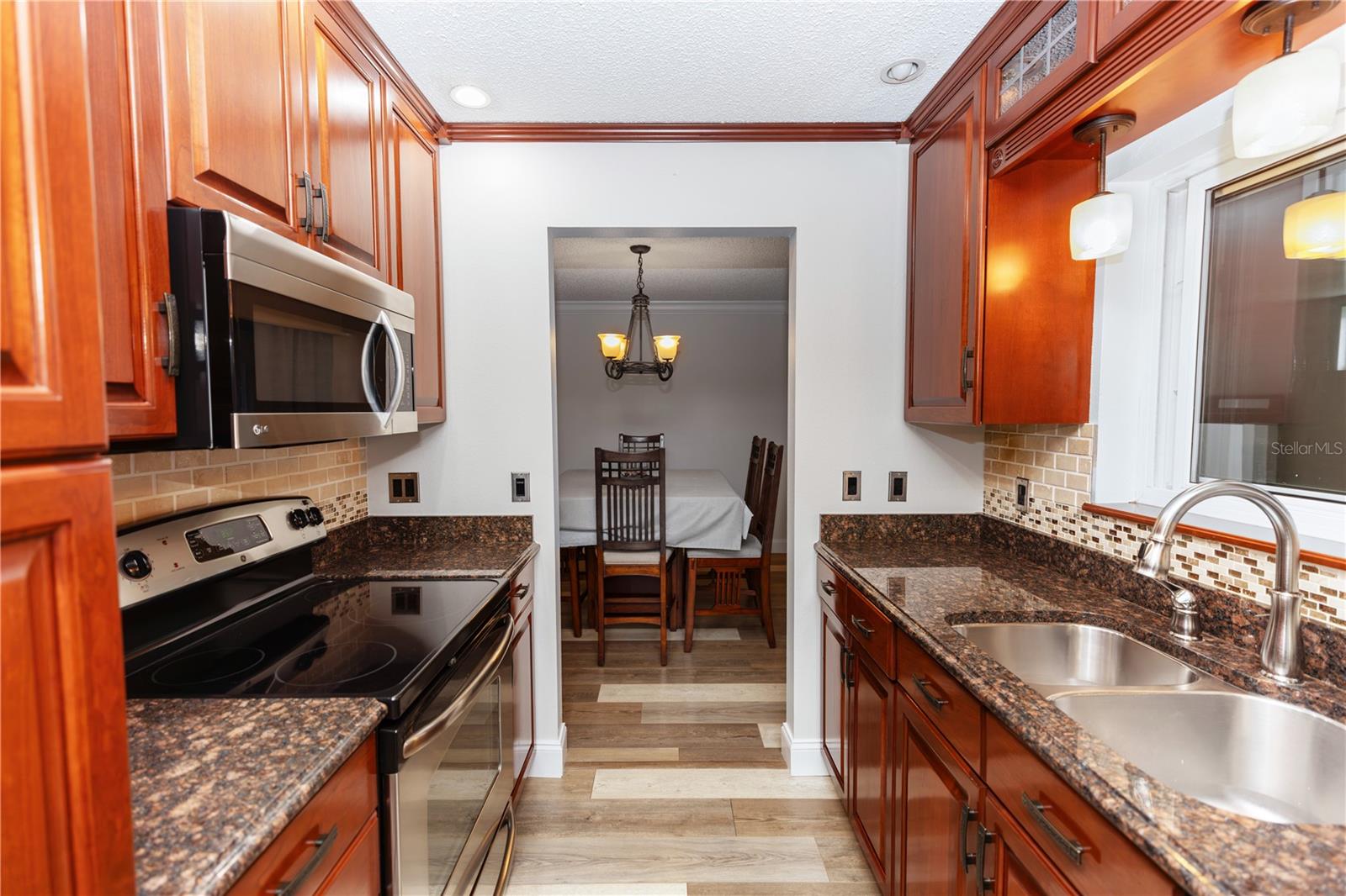 Image 4 of 42 For 136 Gardenia Drive