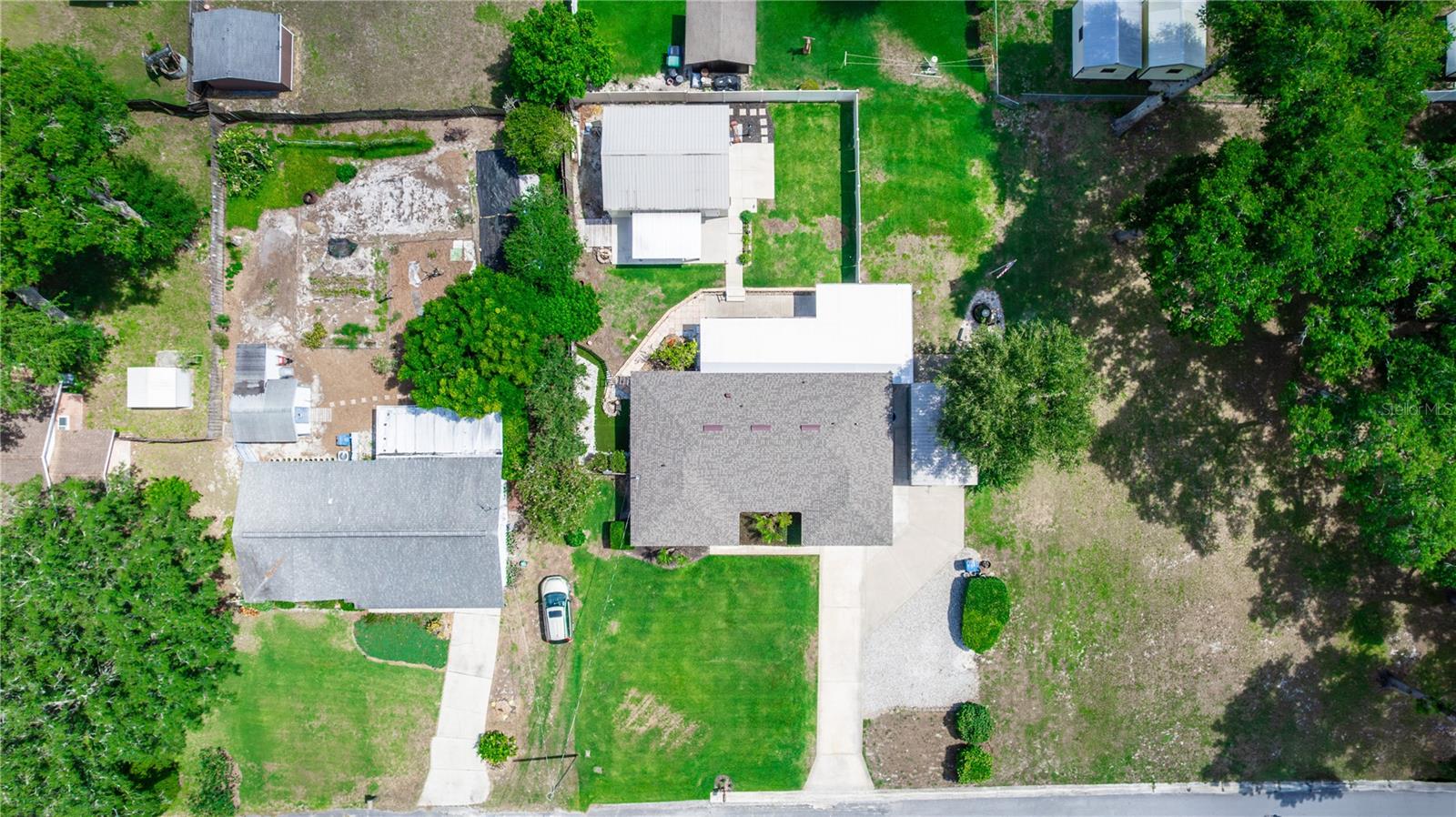 Image 40 of 42 For 136 Gardenia Drive