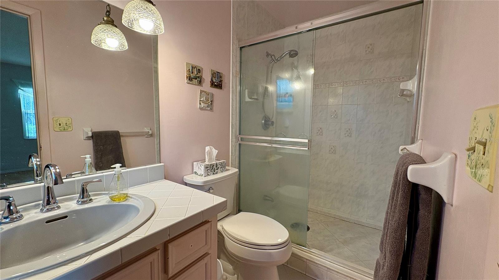 Image 15 of 31 For 1301 Killian Street