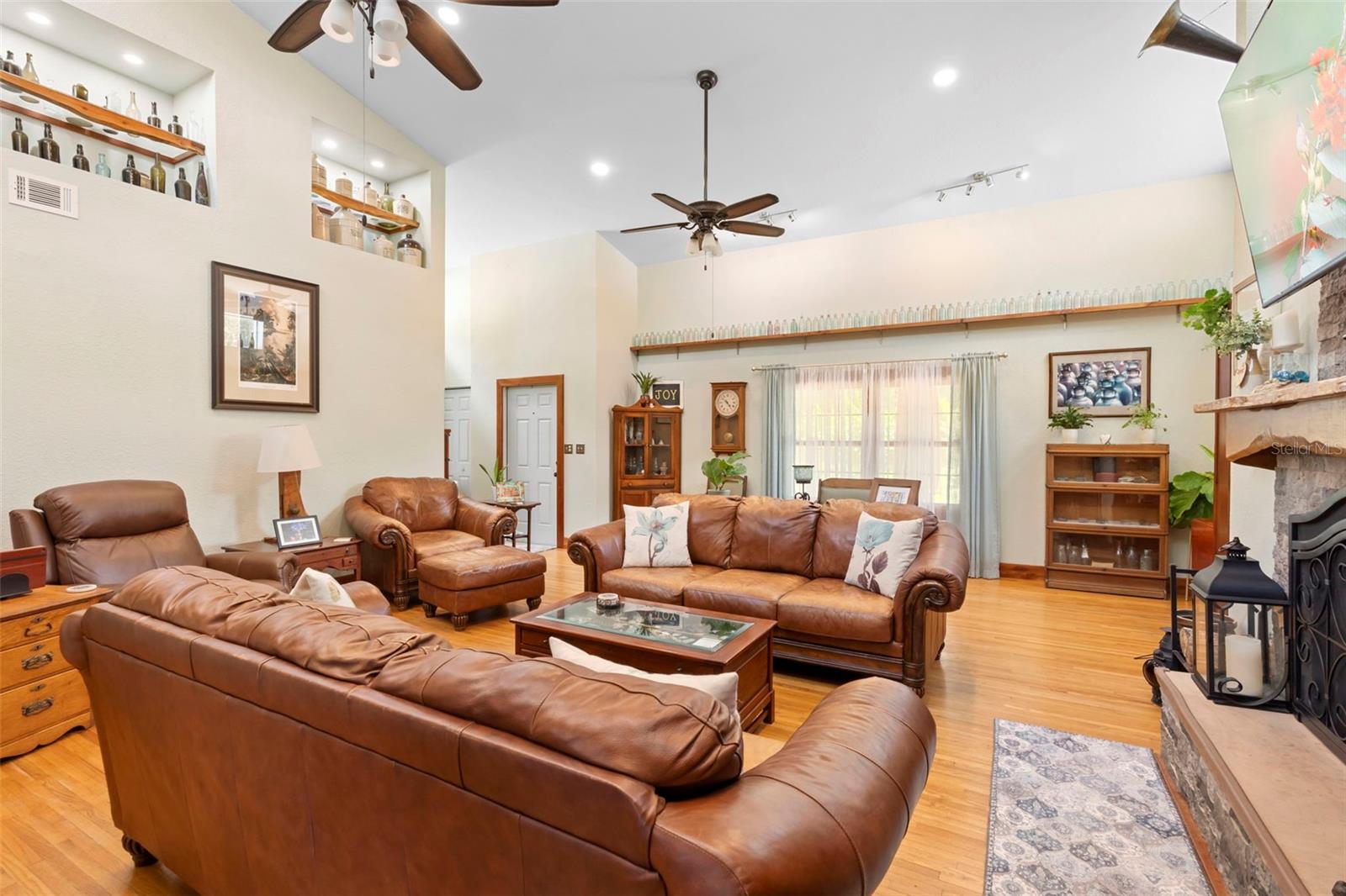 Image 11 of 73 For 1056 Reynolds Road
