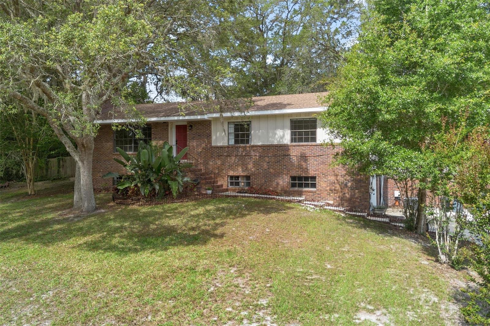 Details for 2032 Yorkshire Drive, DELAND, FL 32724