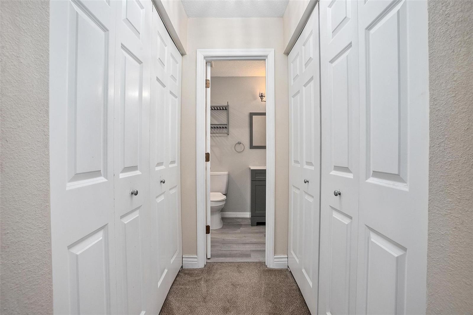 Image 19 of 30 For 2032 Yorkshire Drive