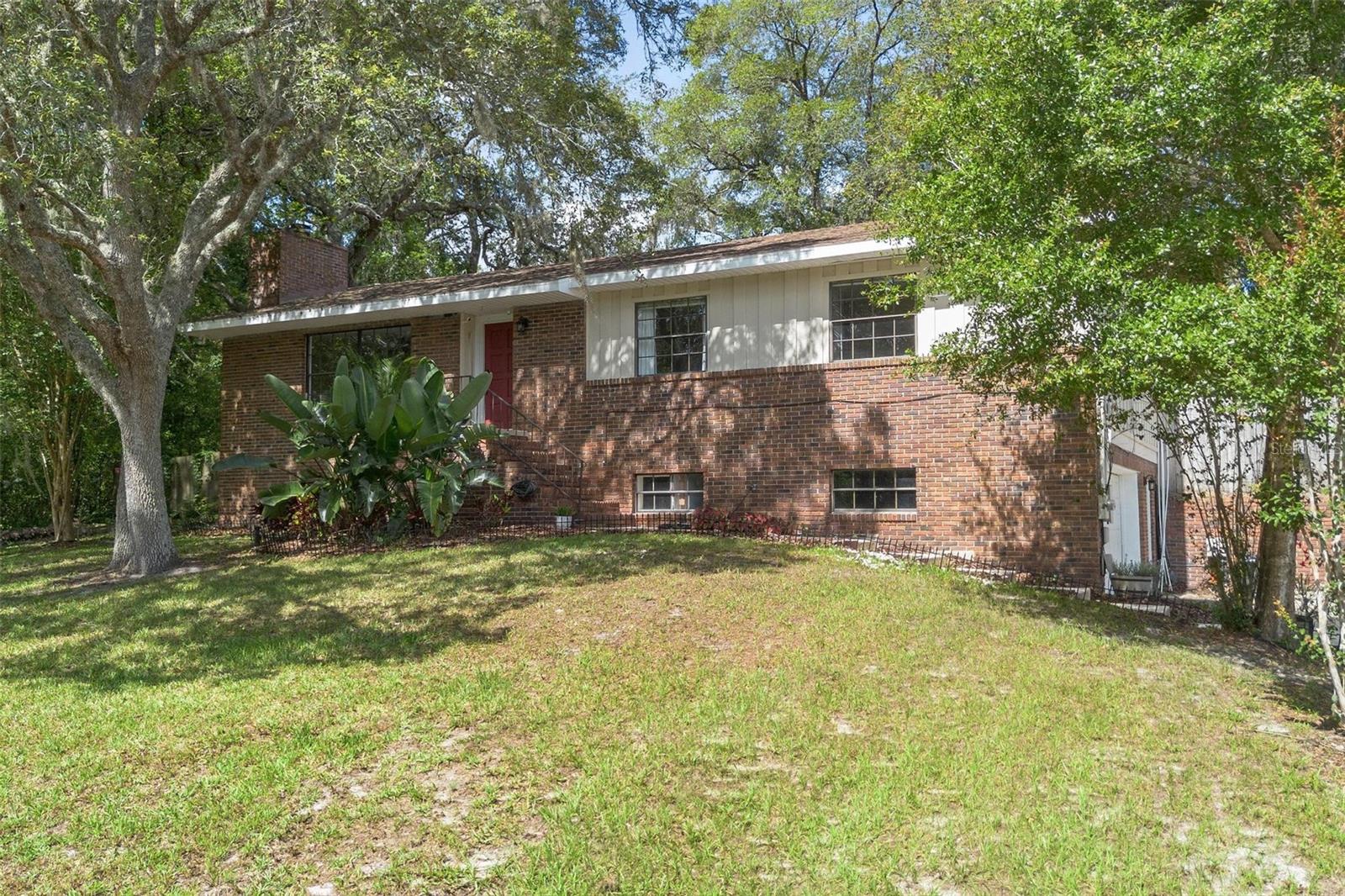 Image 5 of 30 For 2032 Yorkshire Drive