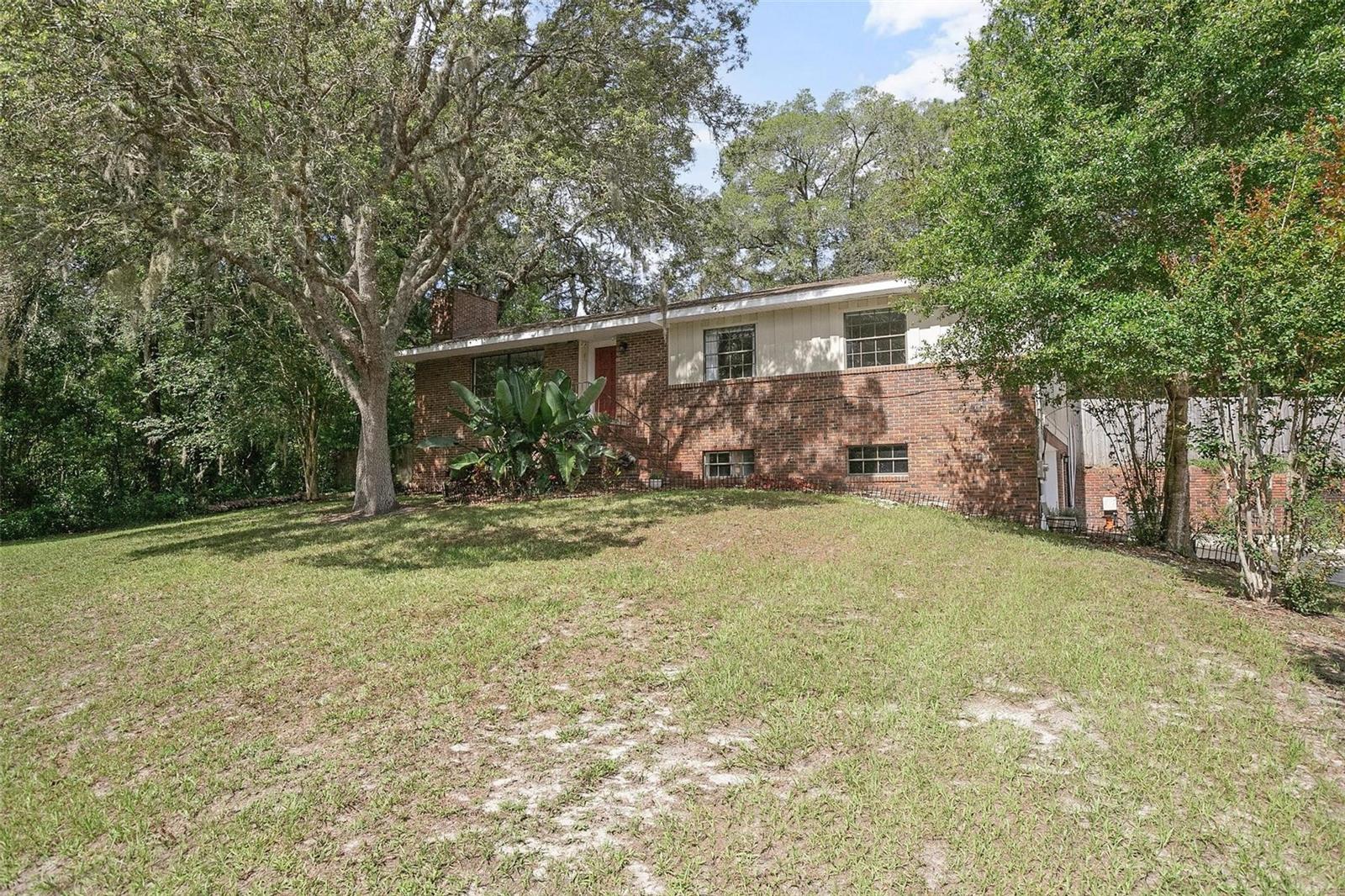 Image 8 of 30 For 2032 Yorkshire Drive