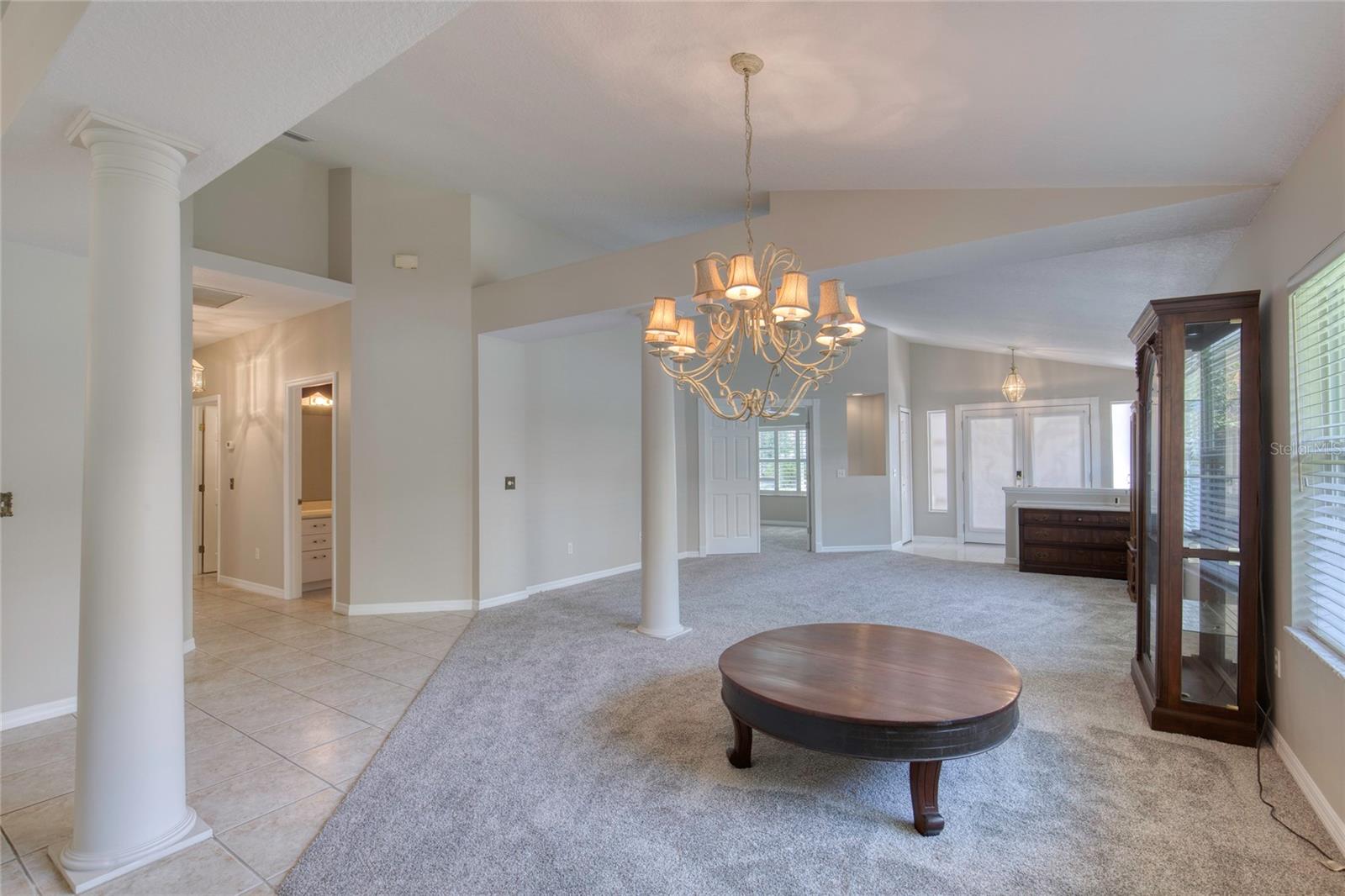 Image 15 of 97 For 438 Harbour Town Lane