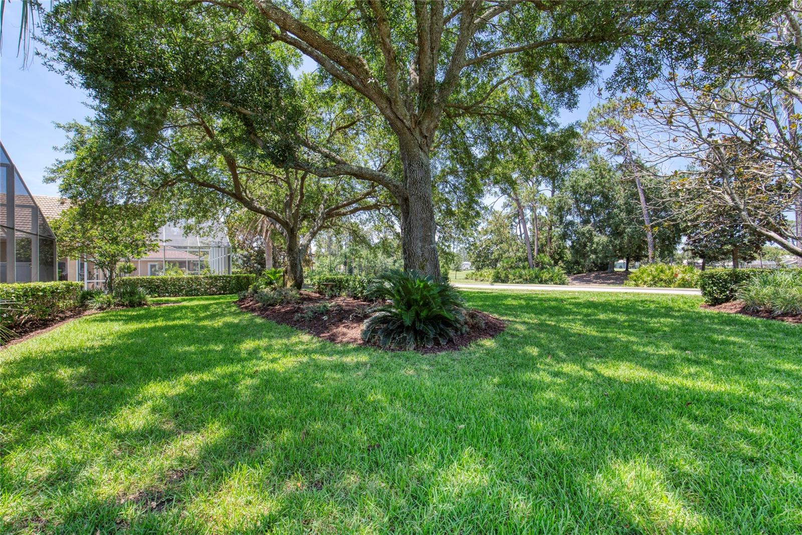Image 57 of 97 For 438 Harbour Town Lane