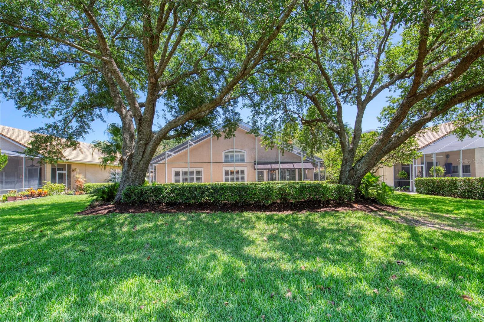 Image 59 of 97 For 438 Harbour Town Lane