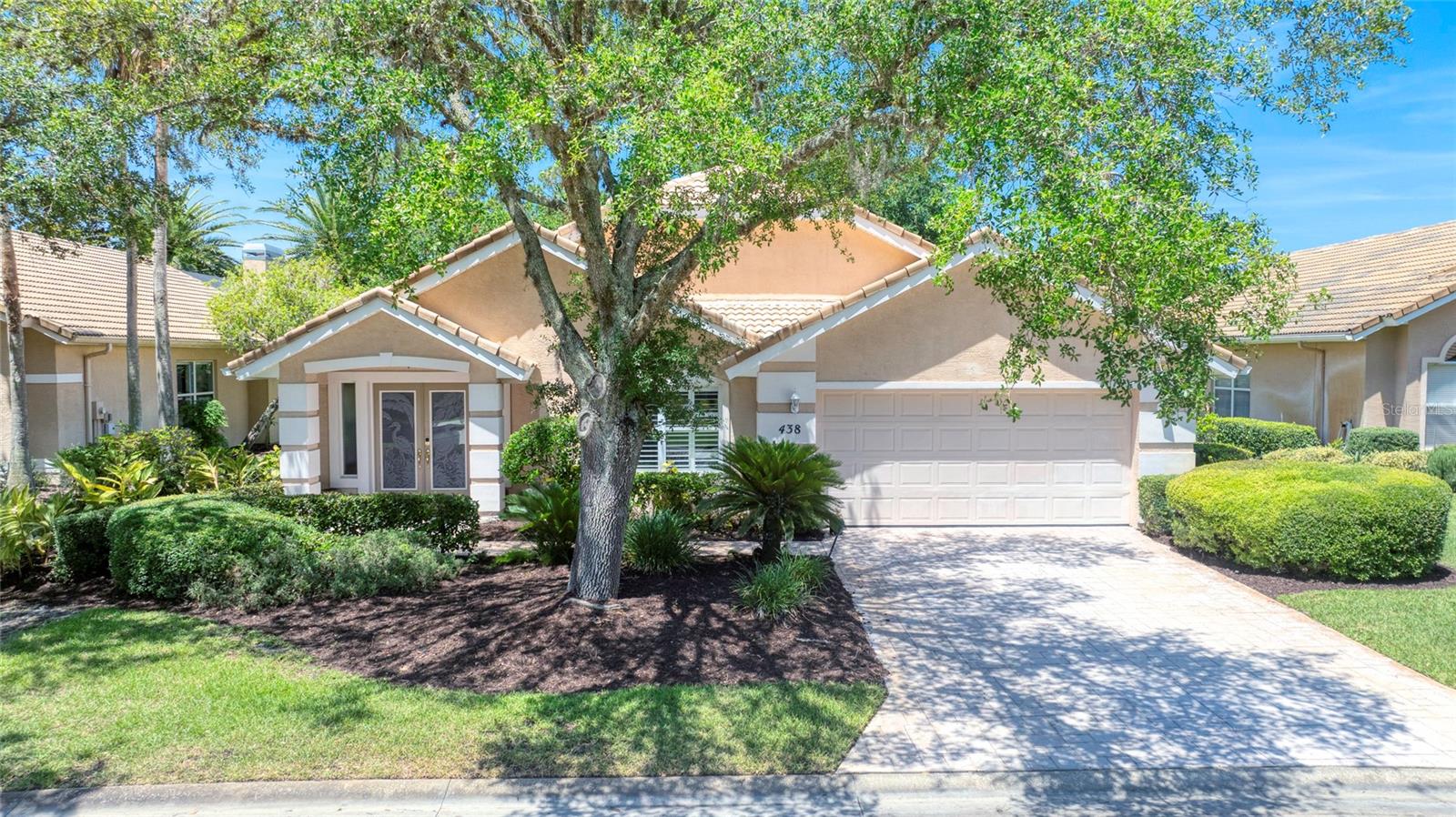 Image 62 of 97 For 438 Harbour Town Lane