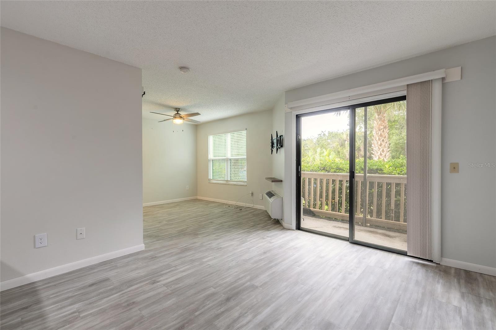Image 12 of 39 For 1401 Palmetto Avenue 119