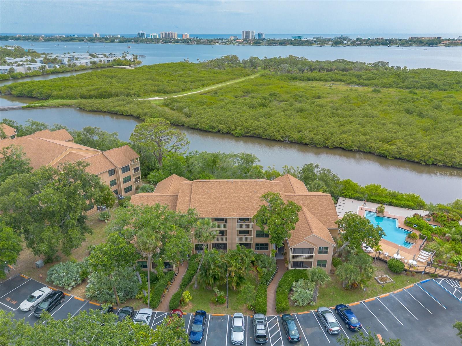 Image 21 of 39 For 1401 Palmetto Avenue 119