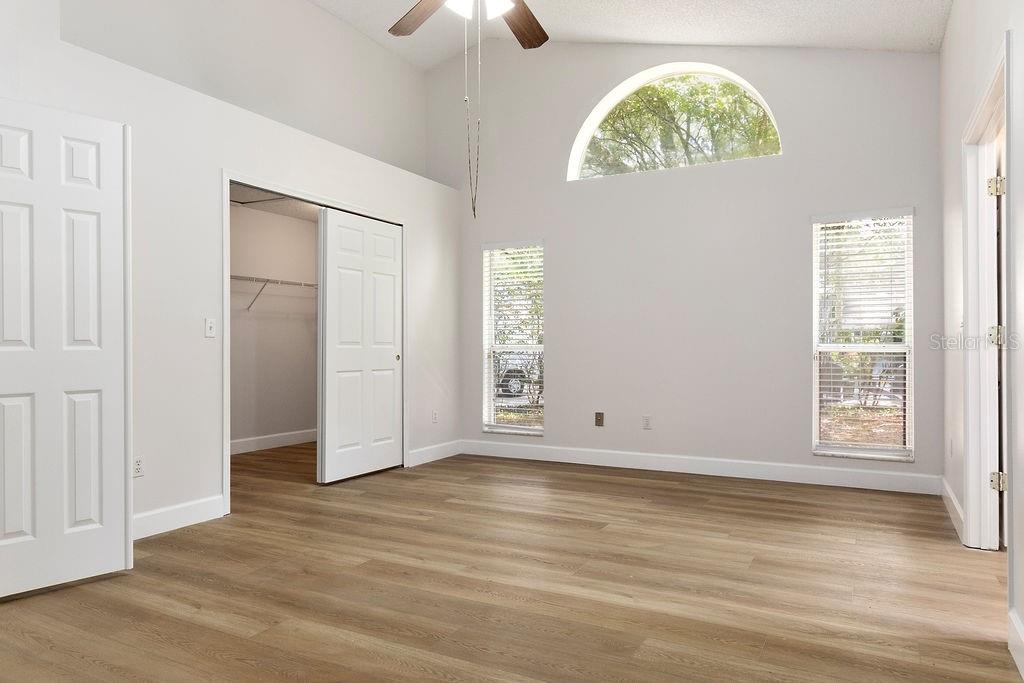 Image 14 of 27 For 1425 Whispering Woods Way