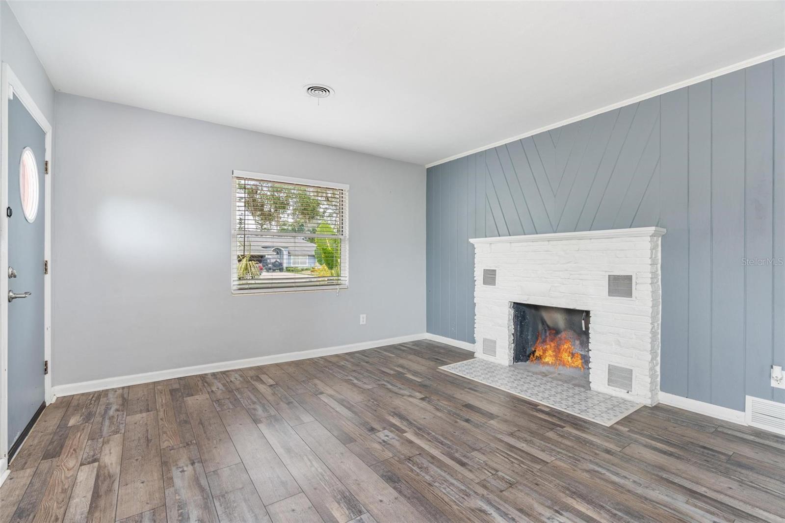 Image 22 of 48 For 1411 Cliff Avenue