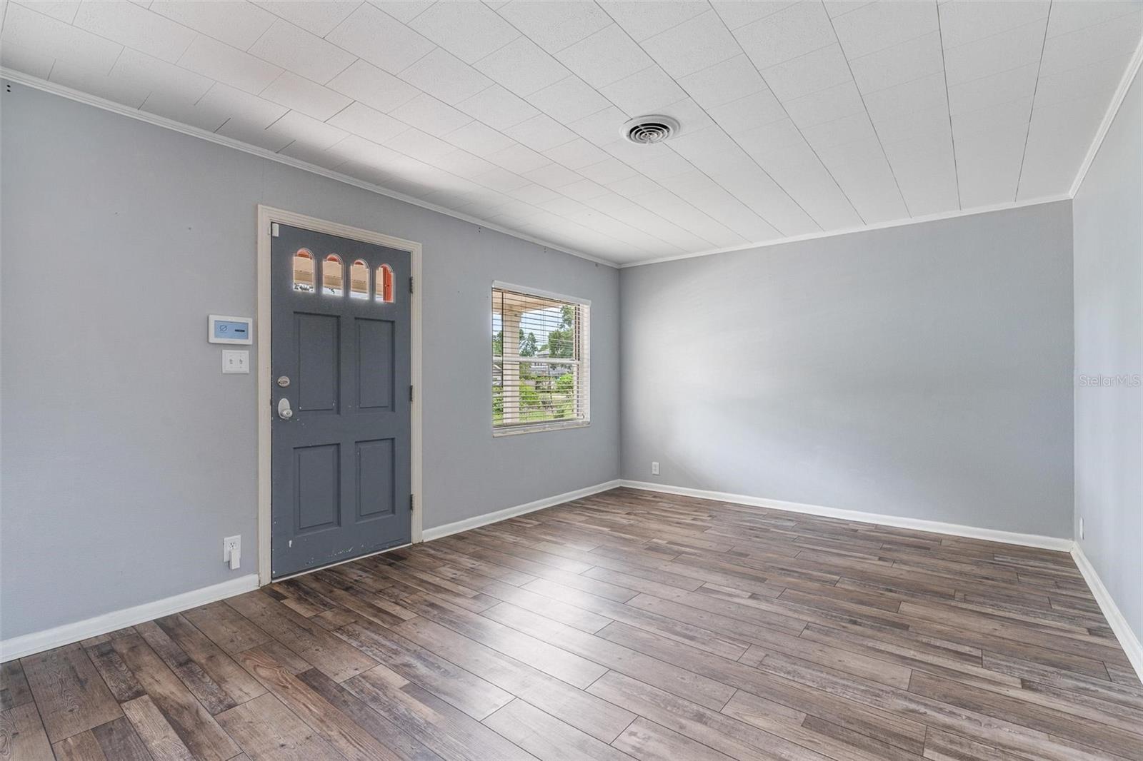 Image 5 of 48 For 1411 Cliff Avenue