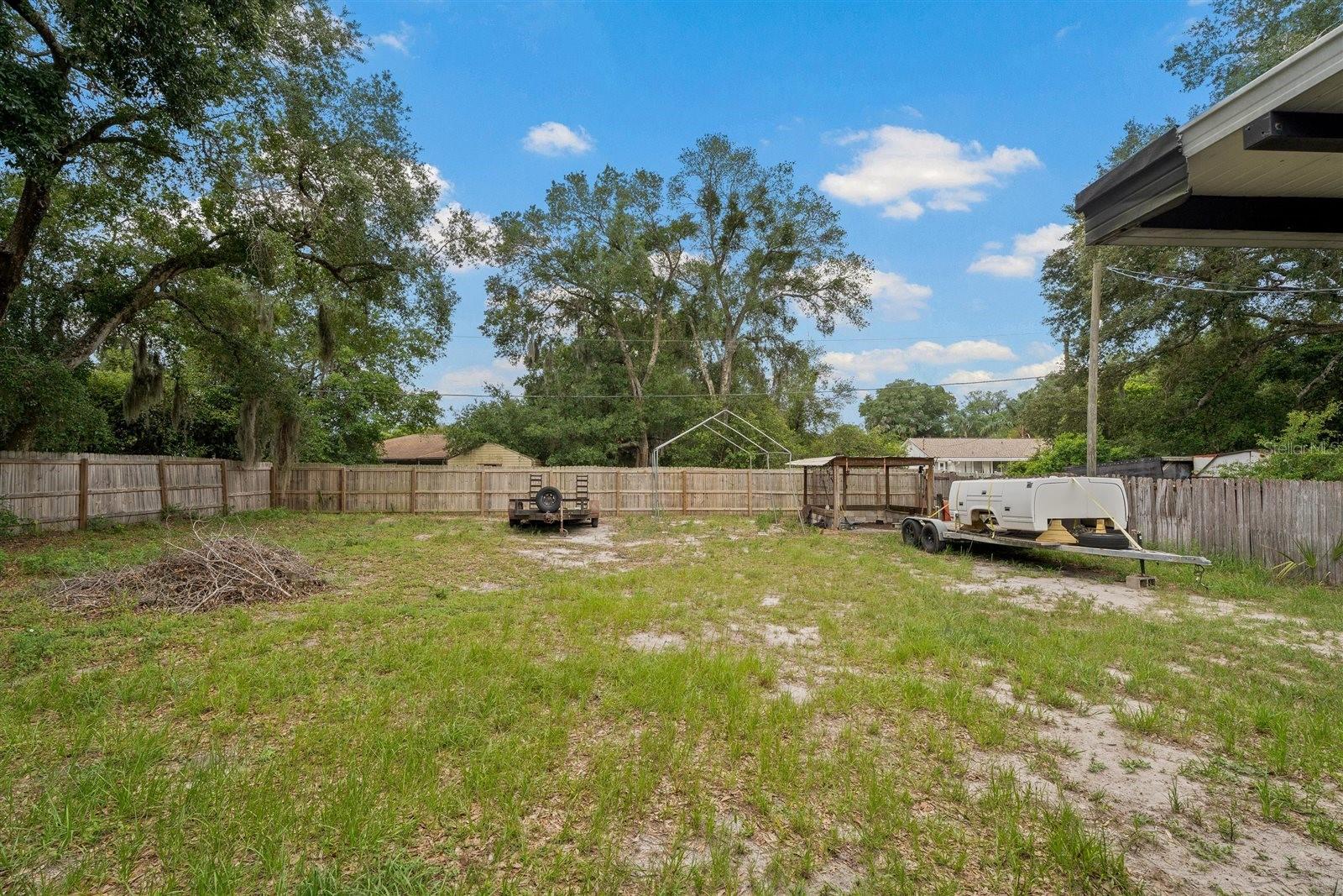 Image 21 of 25 For 137 Fort Smith Boulevard