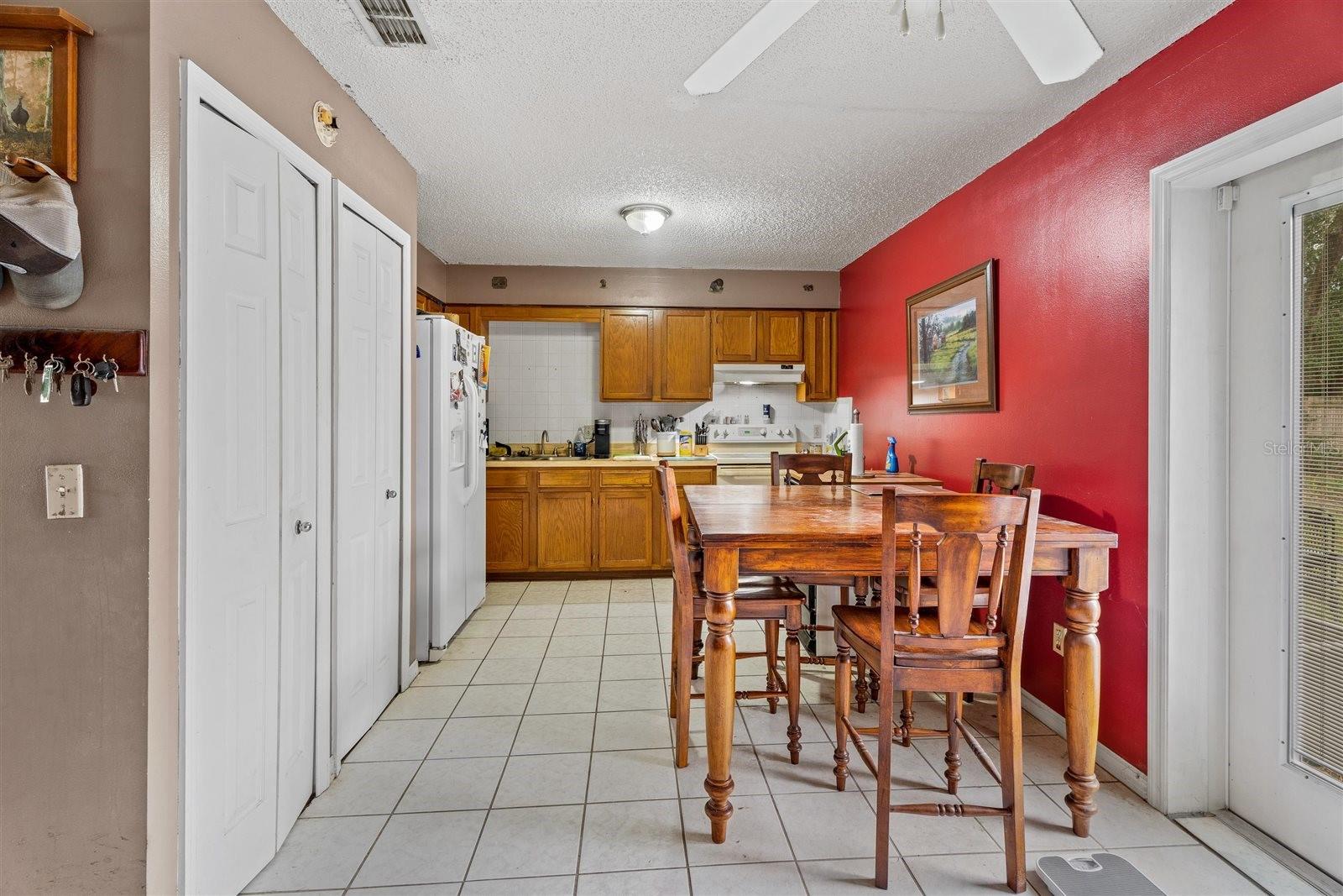 Image 7 of 25 For 137 Fort Smith Boulevard