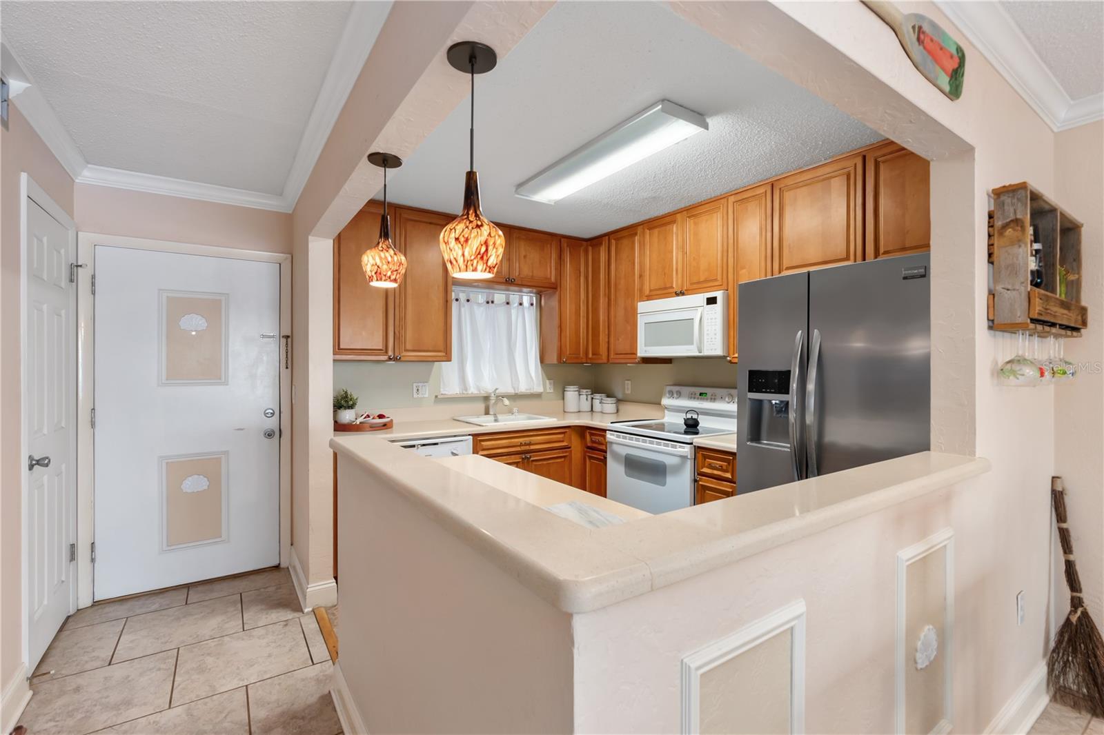 Image 14 of 42 For 2711 Halifax Avenue 264