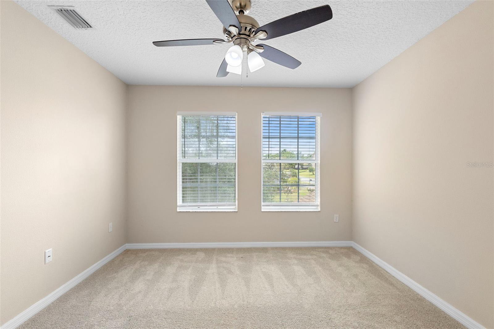 Image 43 of 53 For 227 Blue Crystal Drive