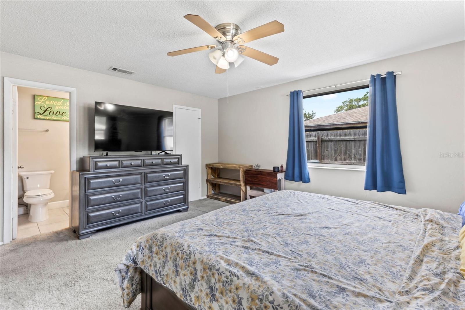 Image 23 of 45 For 833 Lucerne Circle