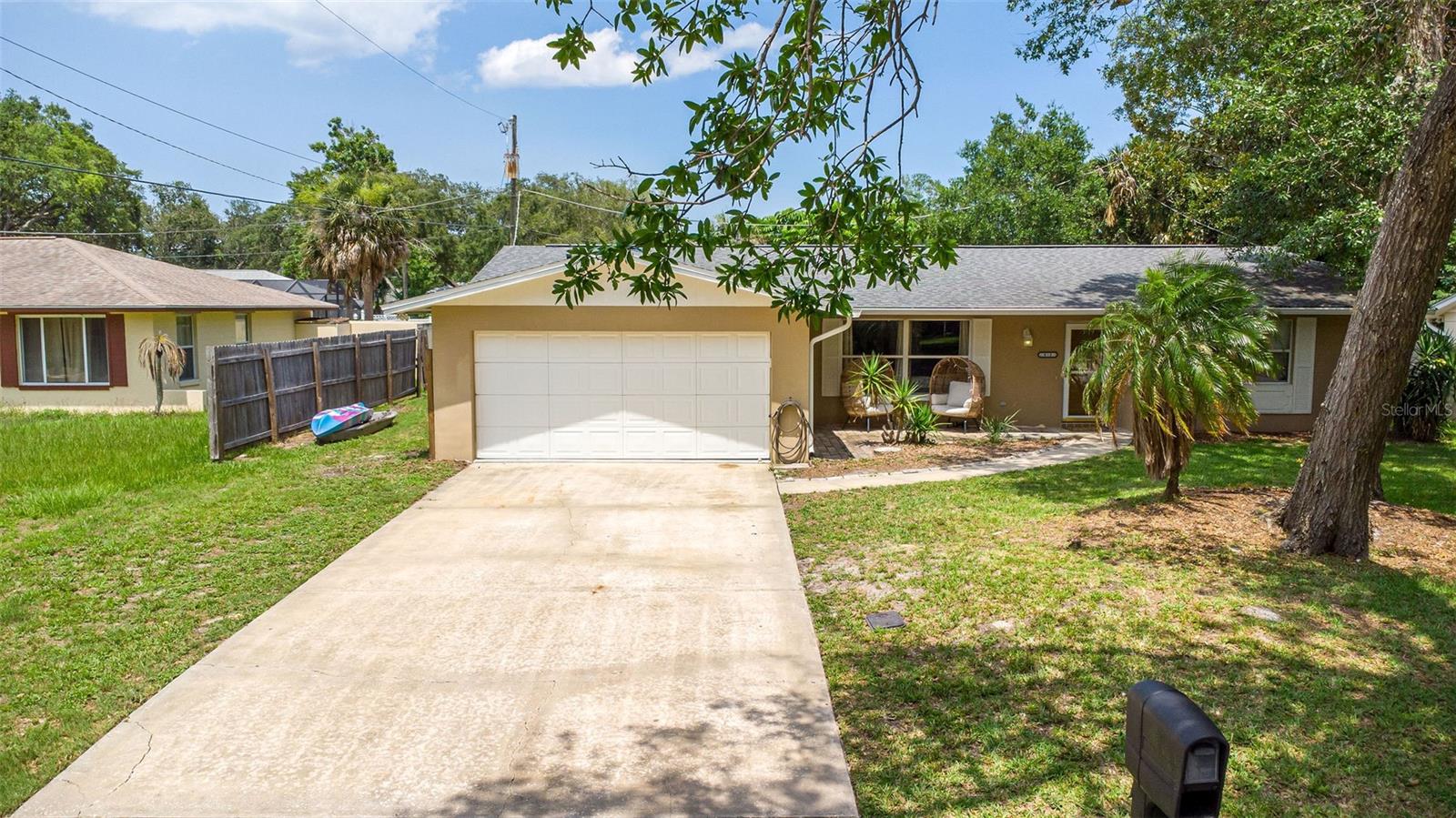 Image 41 of 45 For 833 Lucerne Circle
