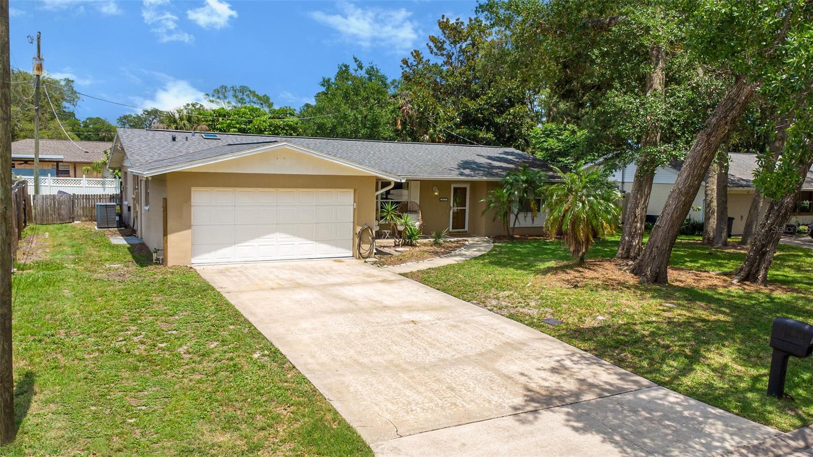 Image 42 of 45 For 833 Lucerne Circle