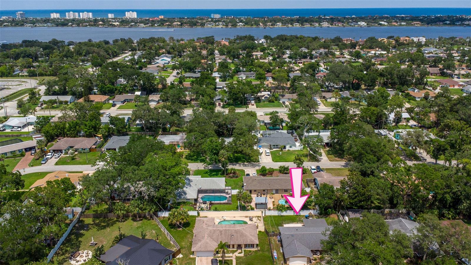 Image 43 of 45 For 833 Lucerne Circle