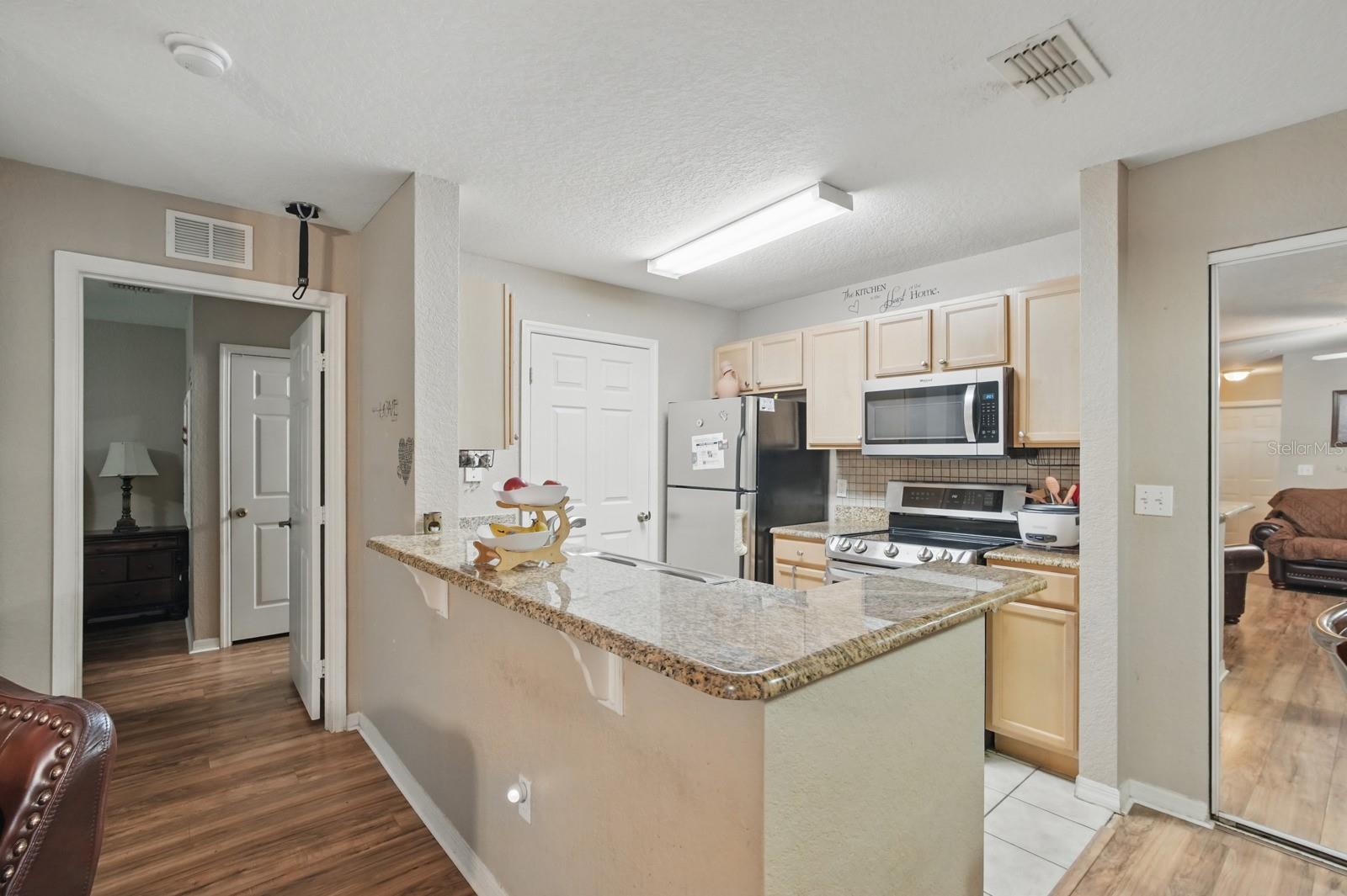 Image 10 of 25 For 944 Regatta Bay Drive 12-102