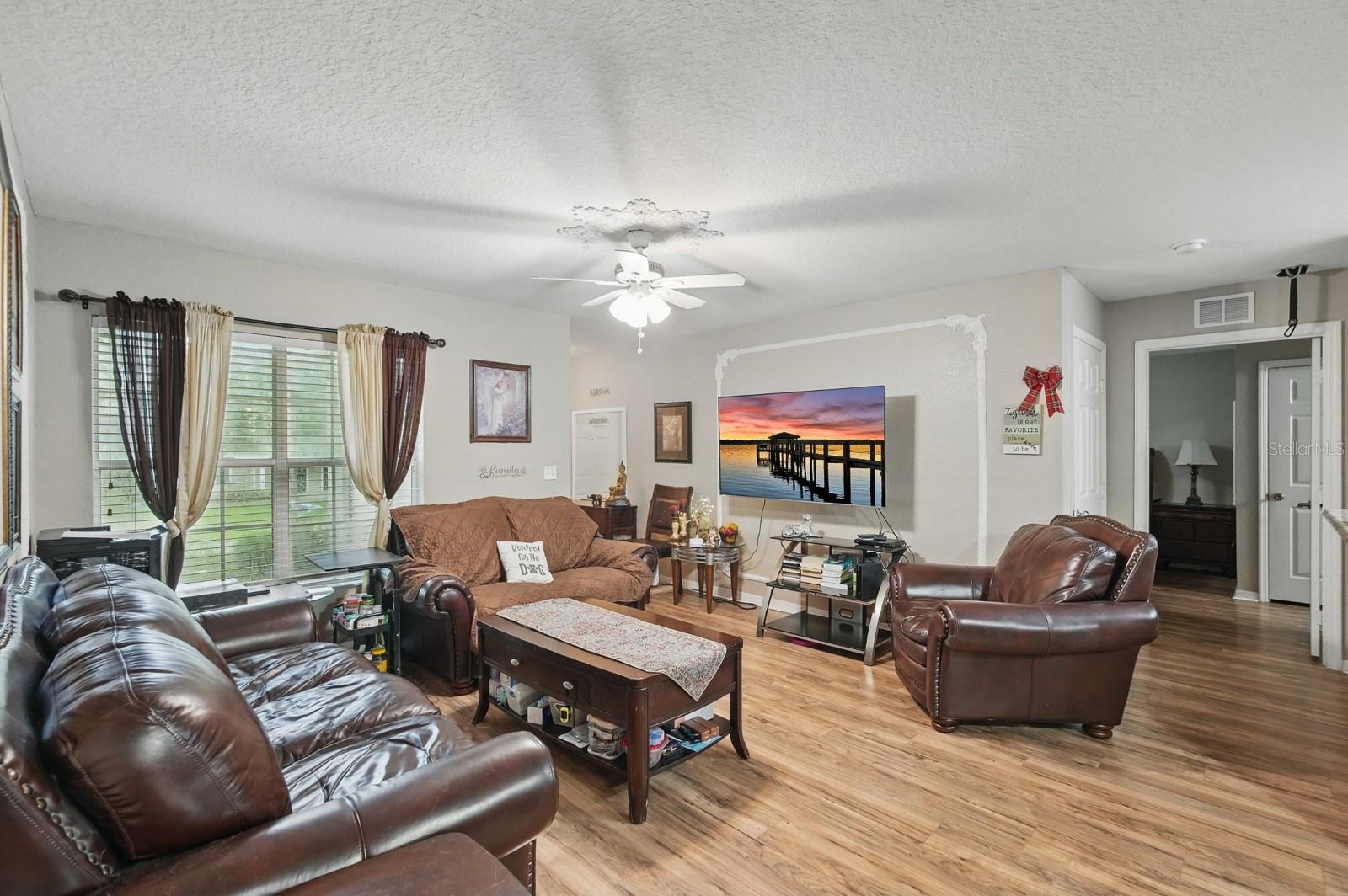Image 7 of 25 For 944 Regatta Bay Drive 12-102