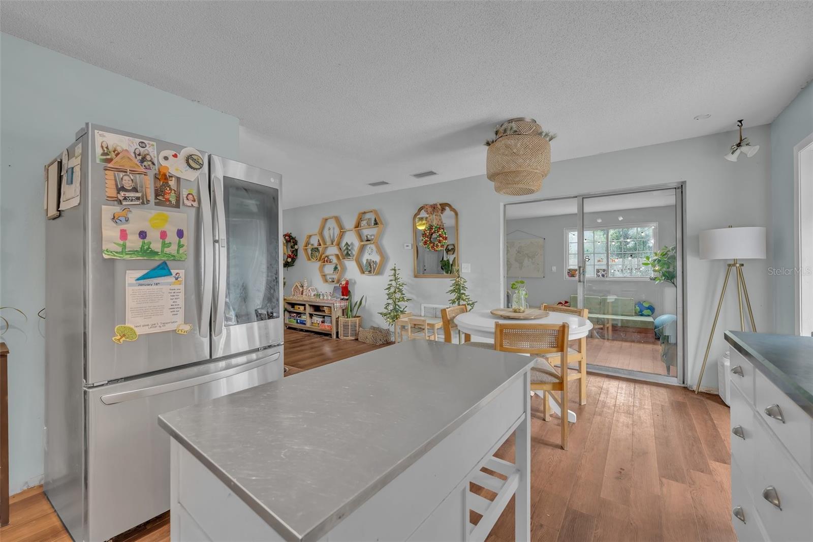 Image 11 of 49 For 1398 5th Ave