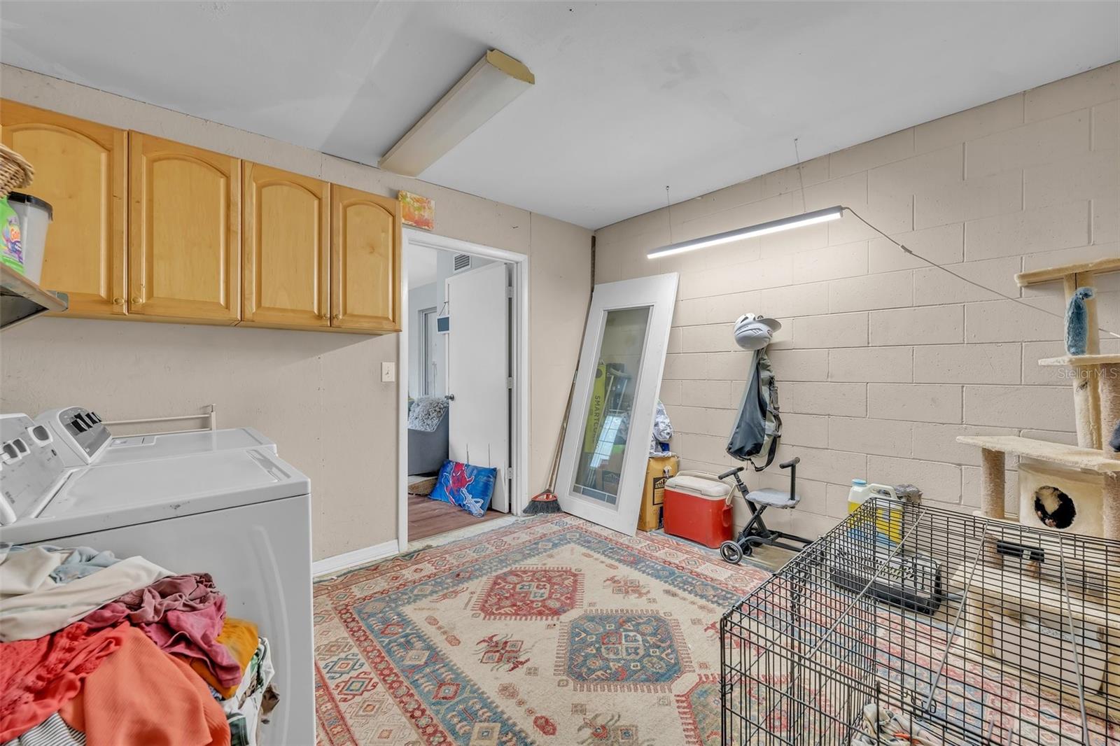 Image 16 of 49 For 1398 5th Ave